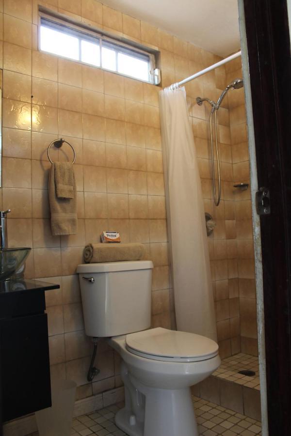 Marilou Apt A Levittown Exterior photo